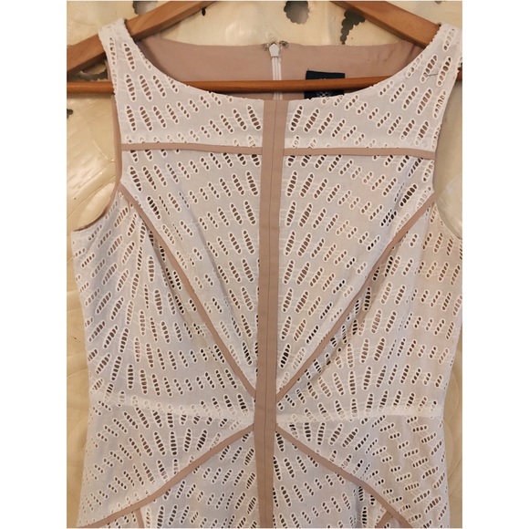Vince Camuto Lace Dress - Picture 2 of 3